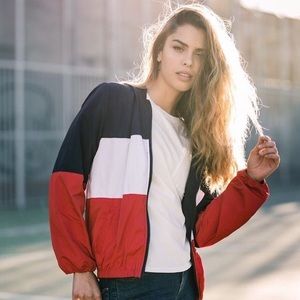 BRANDY MELVILLE KRISSY JACKET RAIN COAT